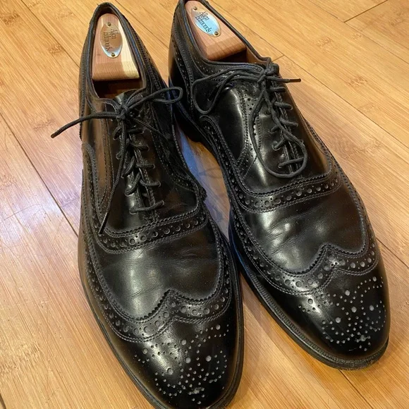 Allen Edmonds Elegant Black Leather Men\'s Wingtip Oxfords Allen Edmonds McAllister - Wingtip Bal Lace-up Oxford  main image 4